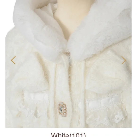 Elegant White Cape Coat - Picture 5 of 7